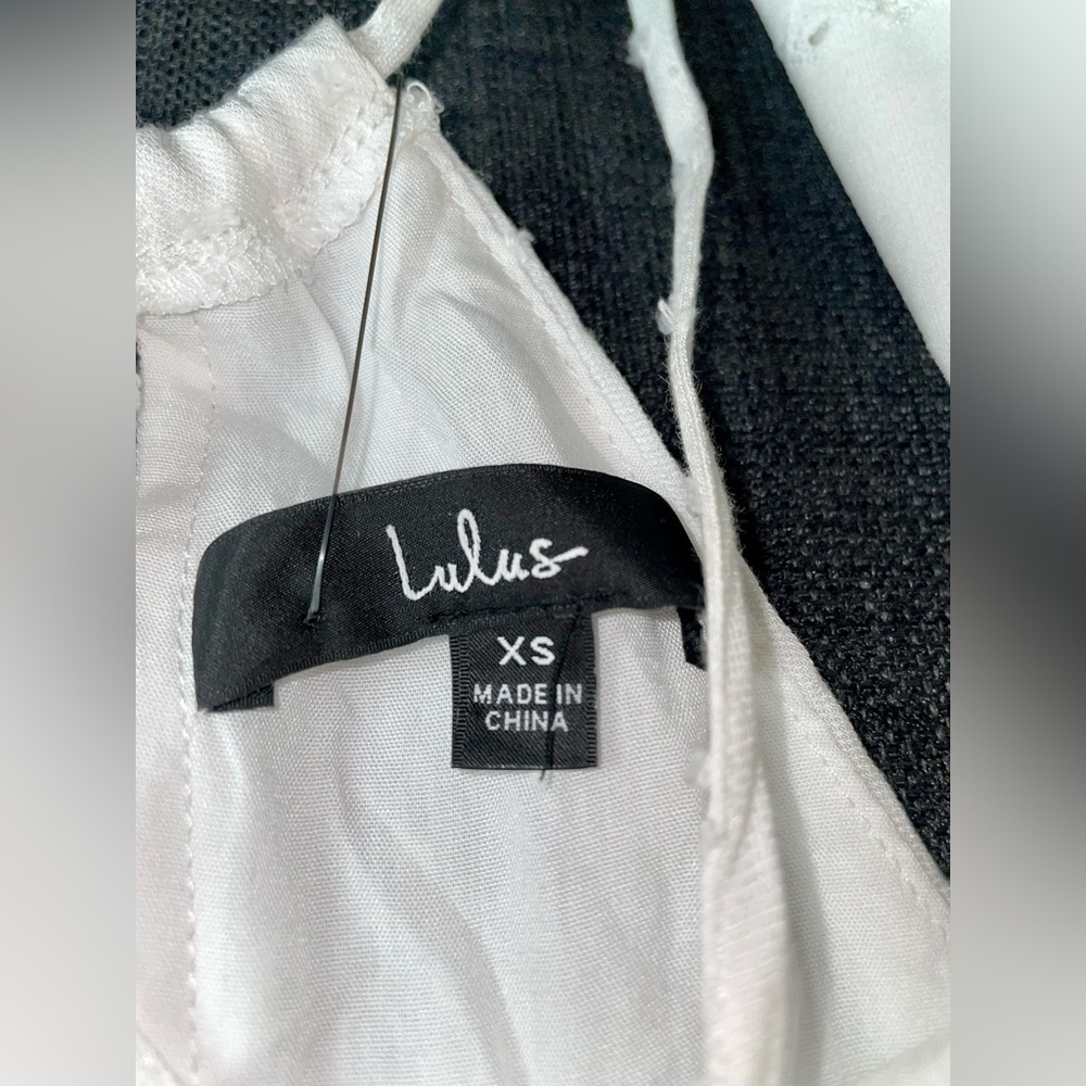 XS Lulu’s white halter dress NWT - Picture 6 of 6
